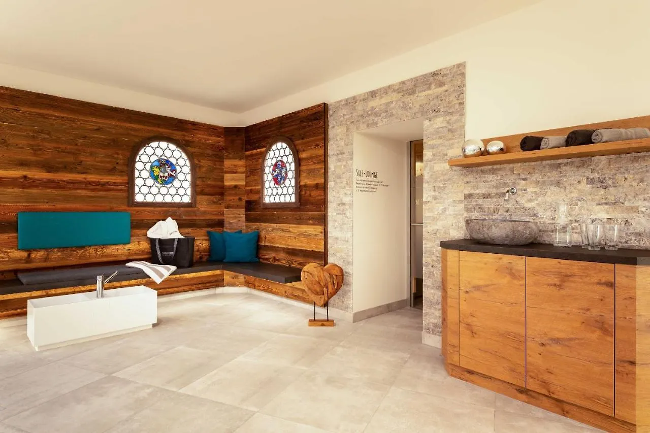 Hotel Garni Schellenberg Oberstdorf 4*,