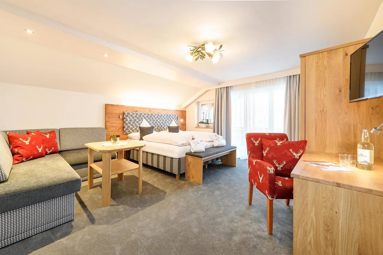 Hotel Garni Schellenberg Oberstdorf 4*,